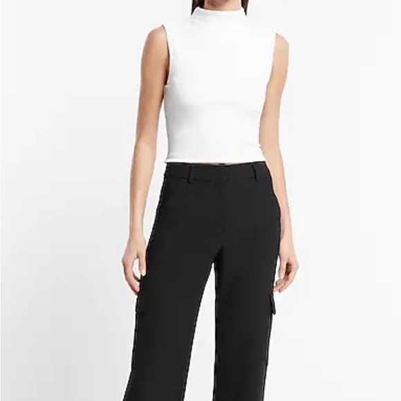 Express Body Contour High Compression Mock Neck Cropped Tank Medium - Picture 2 of 8